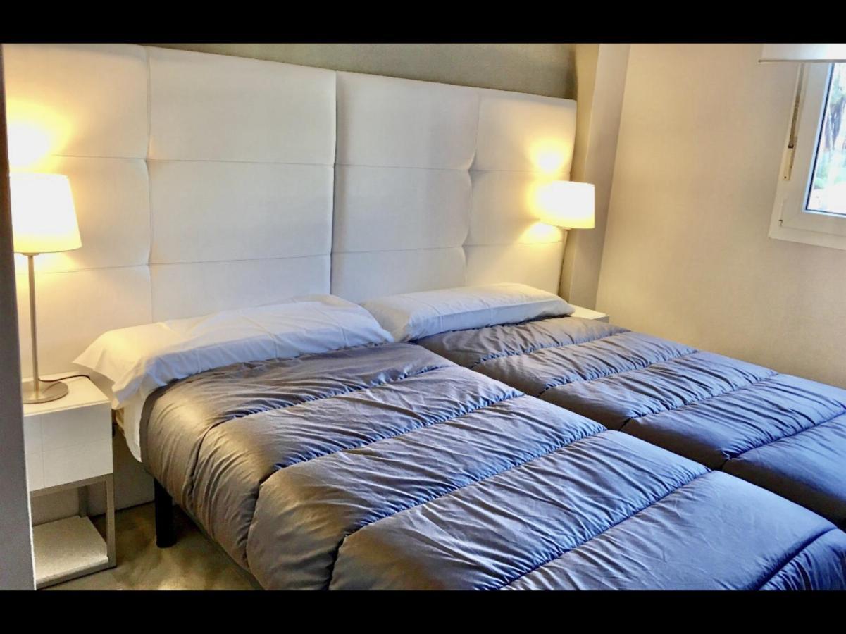 Sitio de Calahonda Mi Capricho A16 Beachfront Apartment מראה חיצוני תמונה