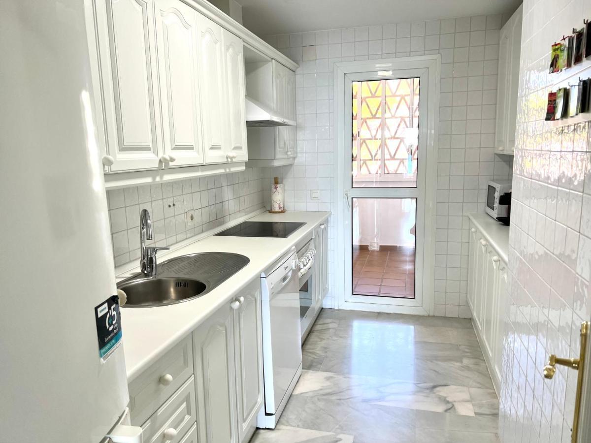 Sitio de Calahonda Mi Capricho A16 Beachfront Apartment מראה חיצוני תמונה